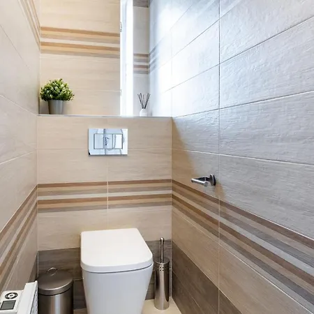 דירה Cozy Near The Old Town Square פראג