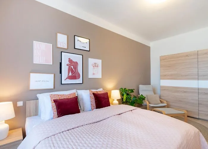 Apartament Cozy Near The Old Town Square