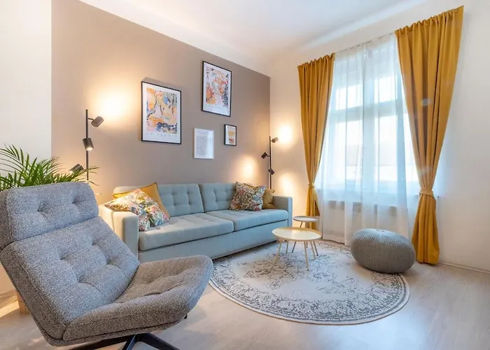 Cozy Near The Old Town Square Apartament